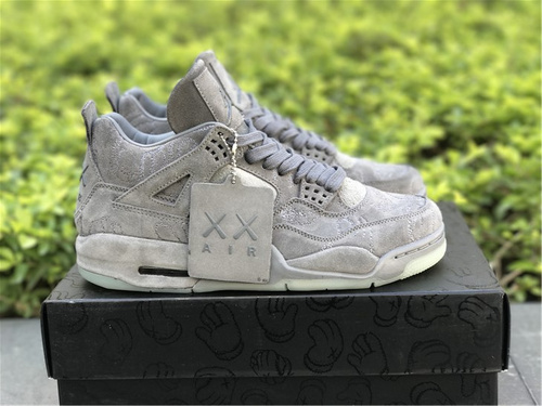 Original level_ KAWS X Air Jordan 4 _Cool Grey_ graffiti master_ alliance cooperation version_ super limited_ 36 --- 47.5-e9d1fe10